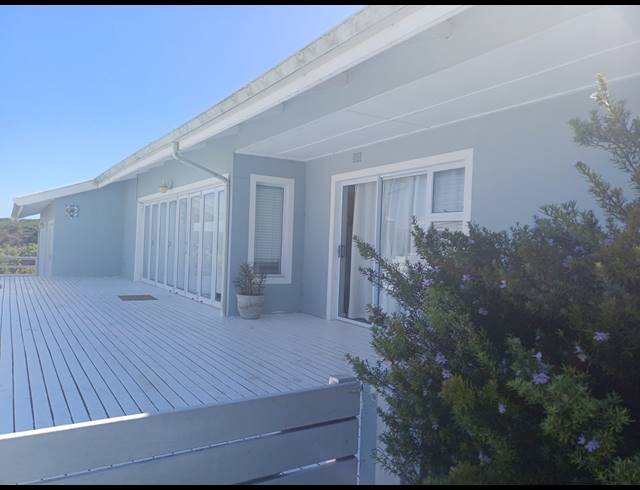 3 BEDROOM HOUSE TO LET IN REEBOK